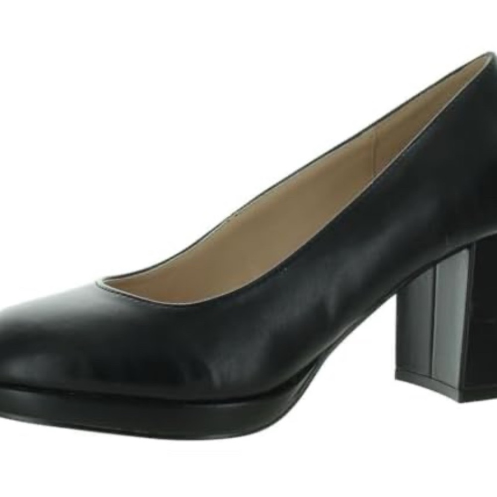 Elegant Black Women's Pumps